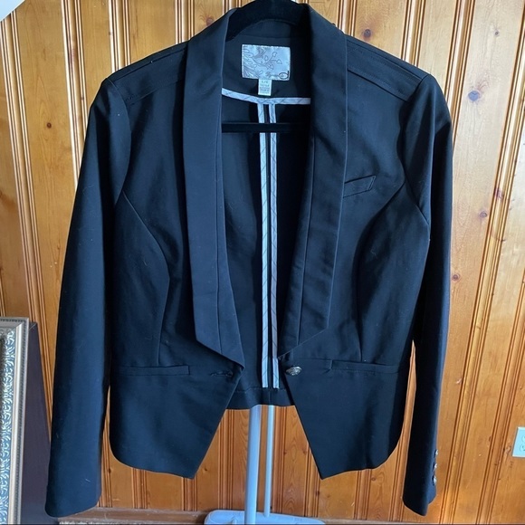 🎀 Dynamite Tuxedo Style Blazer, Button Closure, Size L - Picture 1 of 6